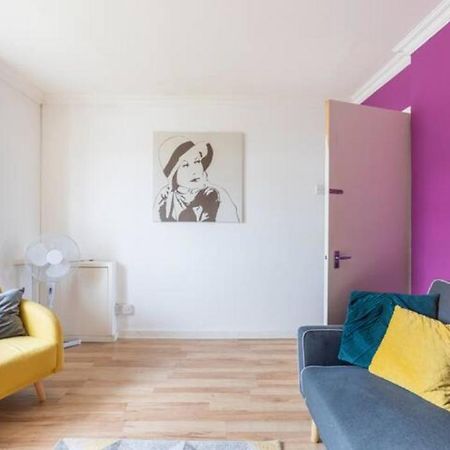 Cosy 1 Bedroom Flat Near Barking Town Centre Buitenkant foto