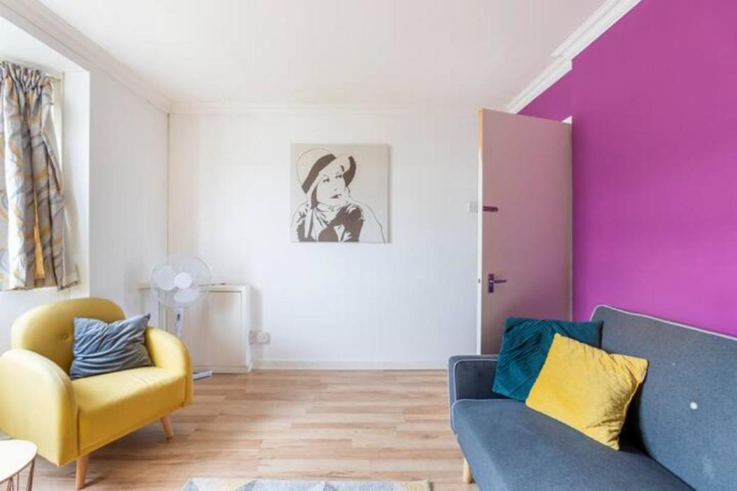 Cosy 1 Bedroom Flat Near Barking Town Centre Buitenkant foto